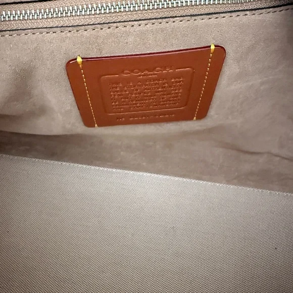 Coach Tabby 36 cargo bag - Picture 8 of 13